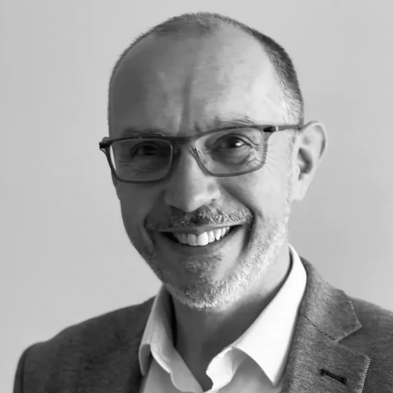 Mark Grayson headshot